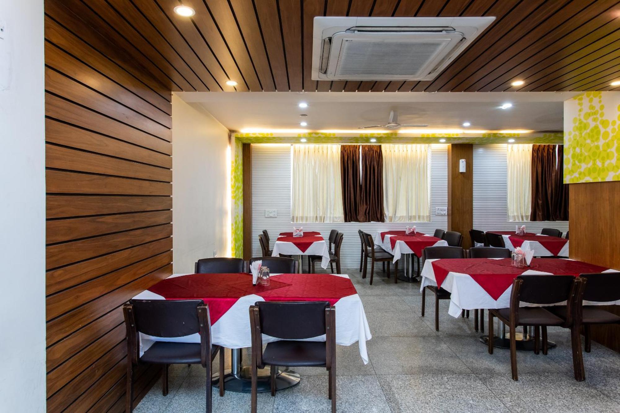 Super Hotel O Mohit Regency Bhopal Exterior photo